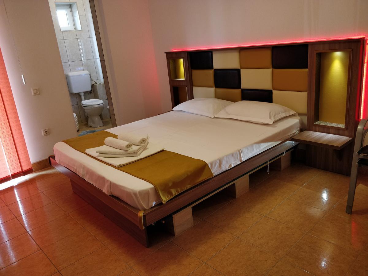 Paun Guest house *