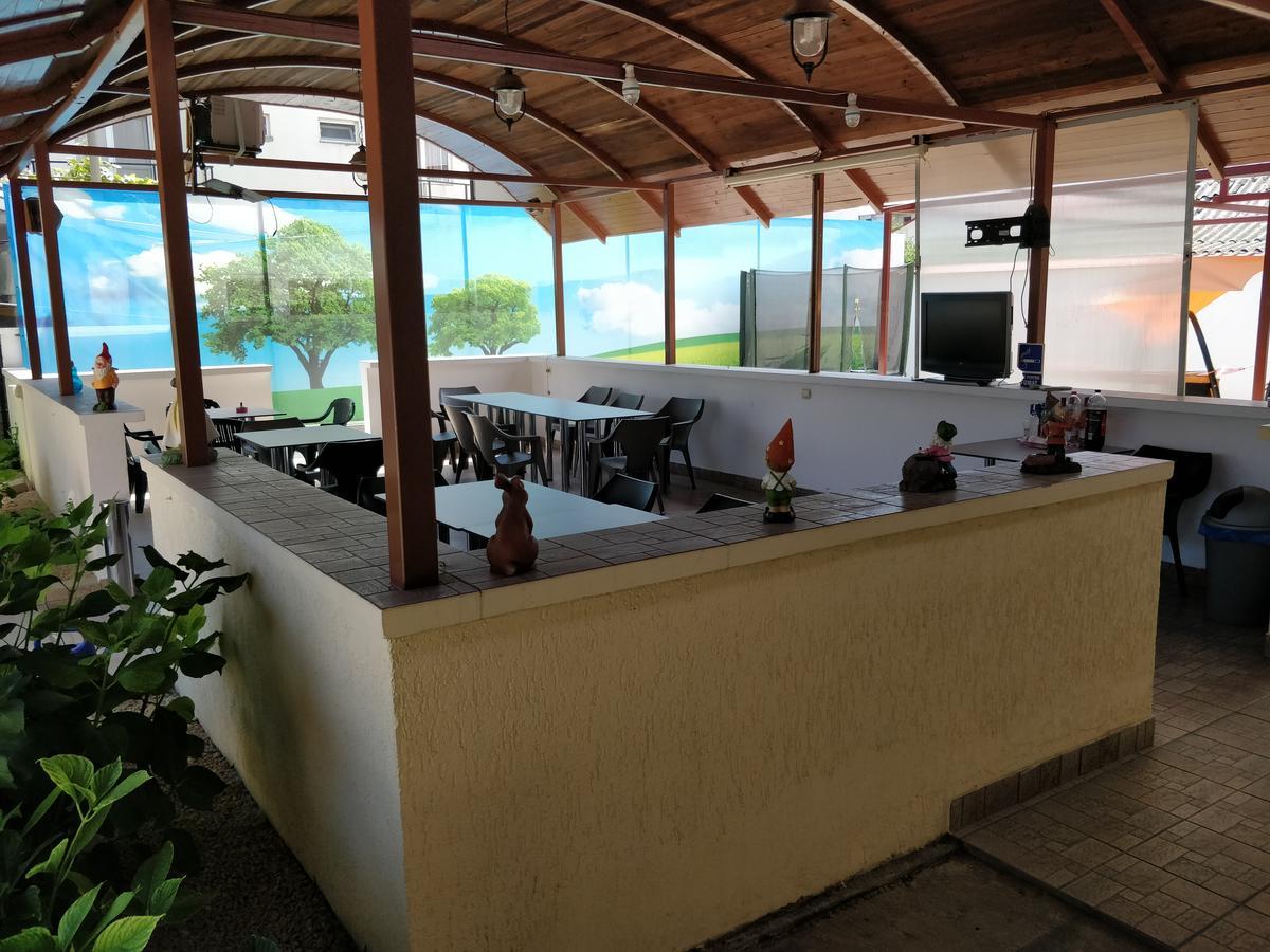 Guest house Paun Costinesti
